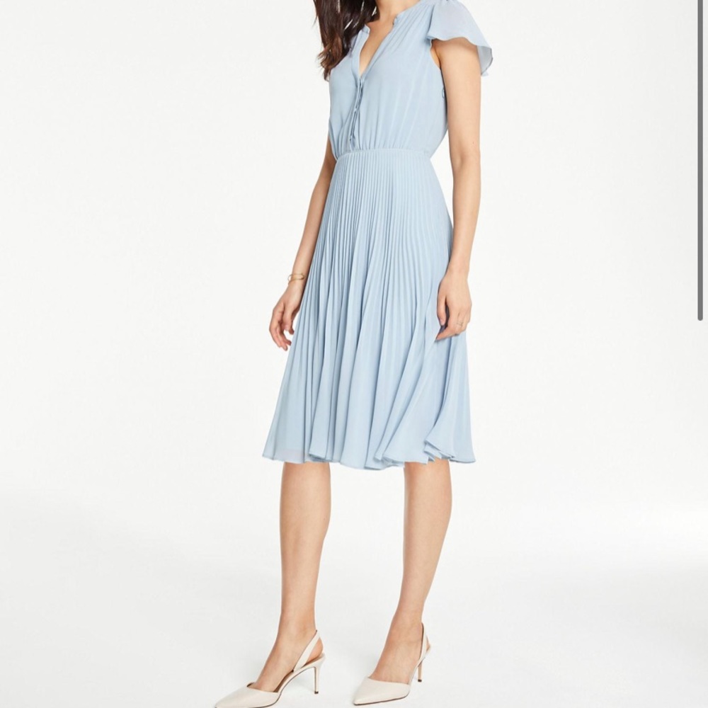 Ann Taylor Women Blue Pleated Skirt Dress, Size 6